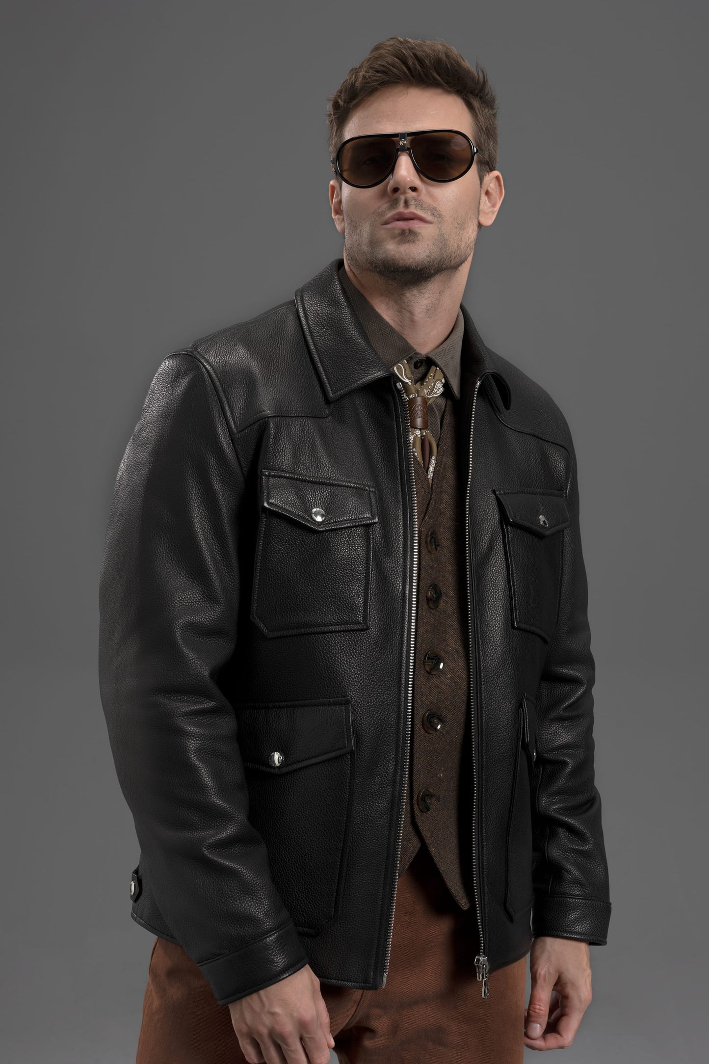 Men's Black Vintage Leather Trucker Jacket